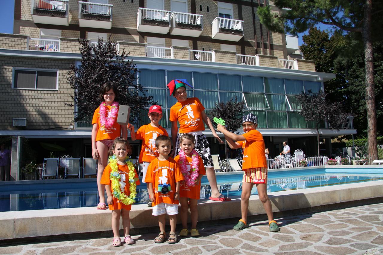 רימיני Lotus Hotel All Inclusive & Spiaggia מראה חיצוני תמונה